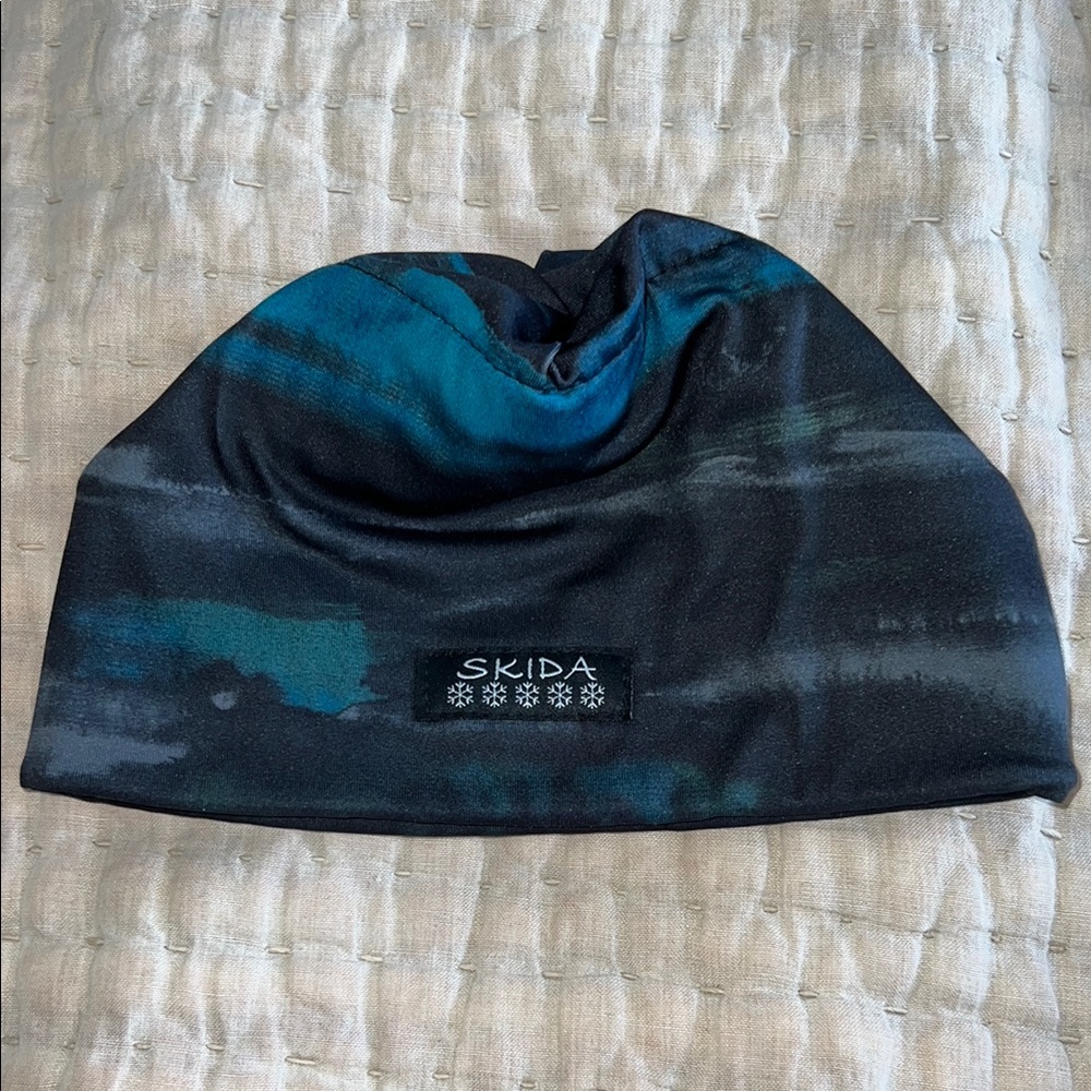 5/$5 Kids Skida Blue and Black ski alpine Hat | Kids Ages 2-7